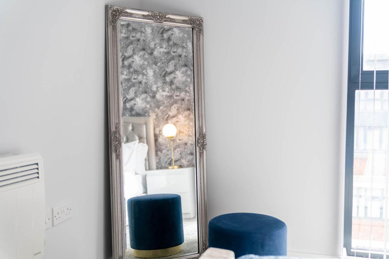 Caliber Stays Apartments & Homes - The Aphrodite Suite- 2 Bedroom Apartment - City Centre - Free Netflix & Rooftop Skyline Views Birmingham Eksteriør bilde