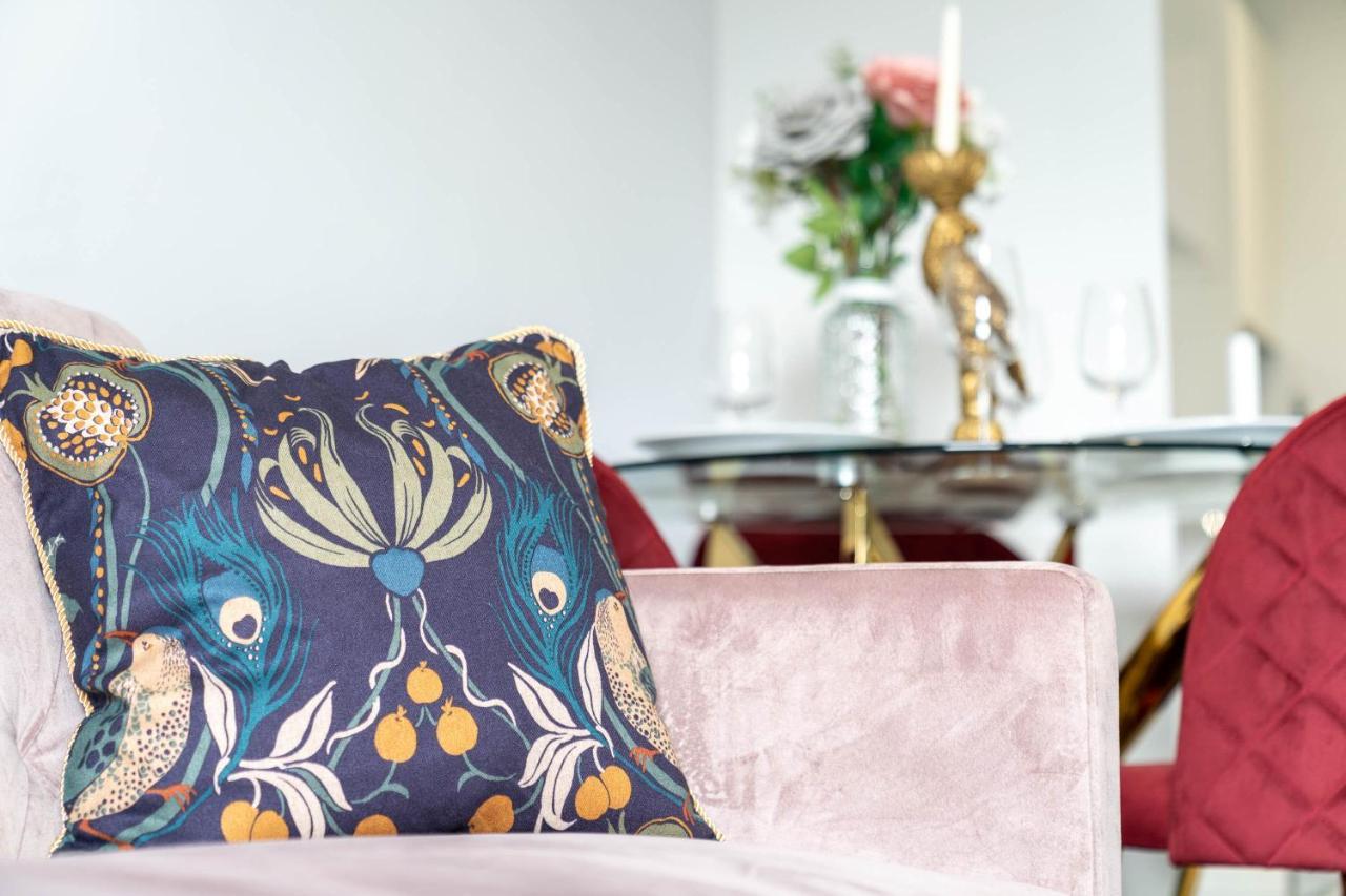 Caliber Stays Apartments & Homes - The Aphrodite Suite- 2 Bedroom Apartment - City Centre - Free Netflix & Rooftop Skyline Views Birmingham Eksteriør bilde